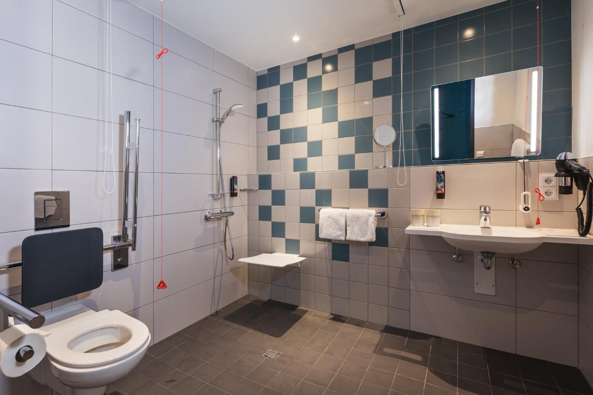 Holiday Inn - The Niu, Flash Berlin Charlottenburg By Ihg Εξωτερικό φωτογραφία